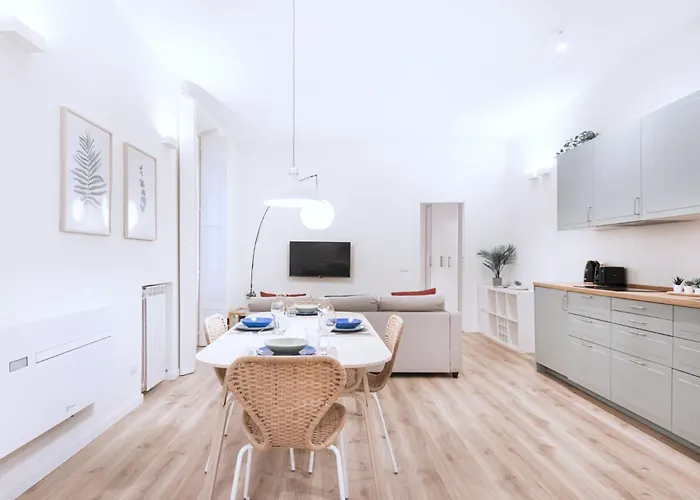 Appartamento Easylife - - Lecco 5 P2 - In Porta Venezia Milano