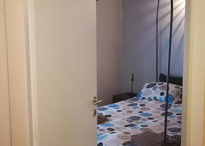 Silent Flat Between Duomo And Navigli