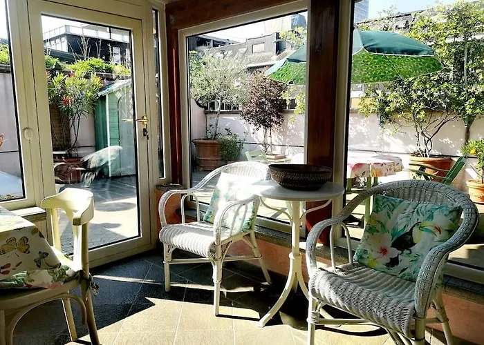 Centrale-luxury With Garden Terrace Appartement Milaan