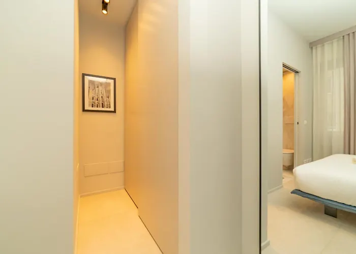 Intrho Luxury Flat - Porta Venezia, Lägenhet *