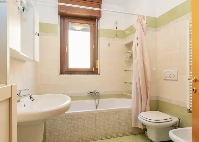 Elegante A 500 Mt Da M4 Con Wifi E Ac Apartment Mailand
