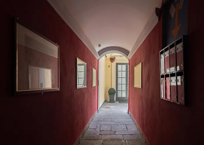 Elegante Bilocale In Montenapoleone - Brera Appartement *