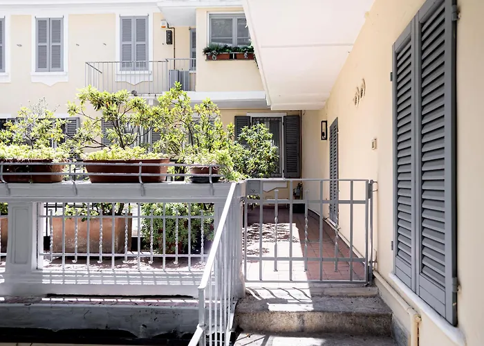 Elegante Bilocale In Montenapoleone - Brera Appartement *
