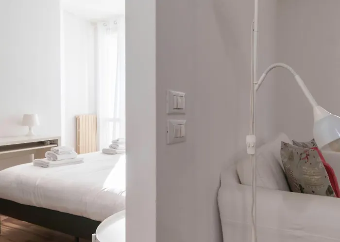 Italianway Comfort - Della Palla 5 * Милан