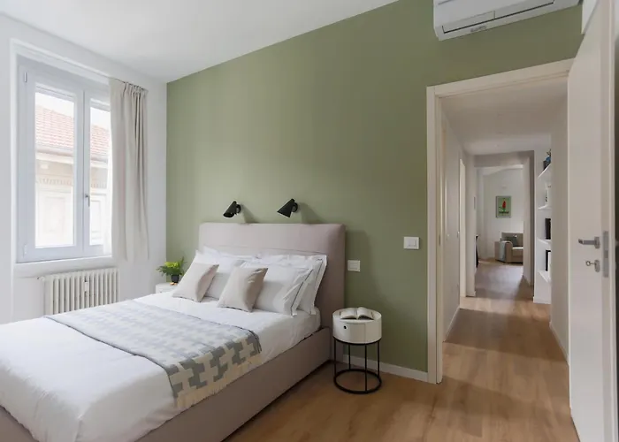 The Rent - Spacious And Renovated Two-bedroom Downtown Daire Milano