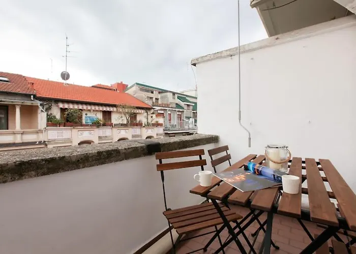 Hacca Collection - Bocconi, Porta Romana 2br Lägenhet *