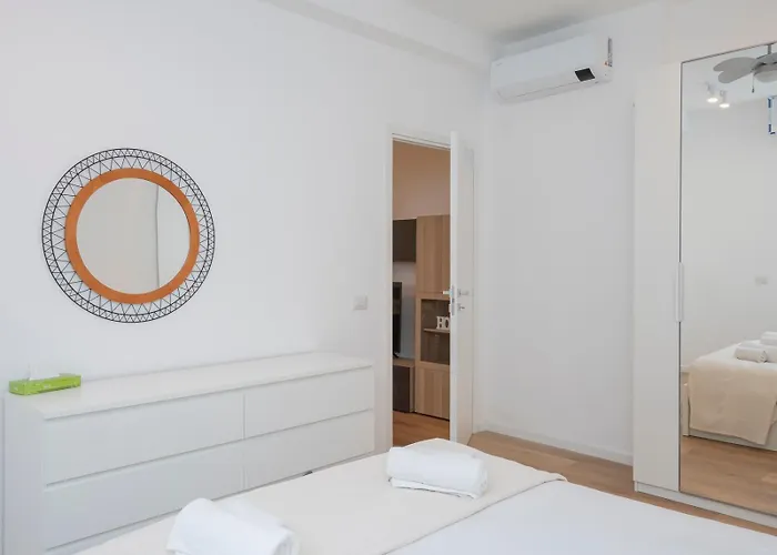 Ihost Flat - Giambellino 131-1 דירה מילאנו
