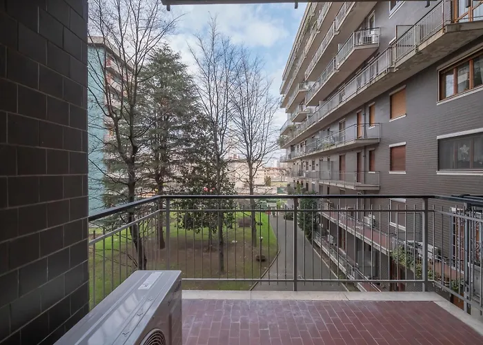 Ihost Flat - Giambellino 131-1 דירה