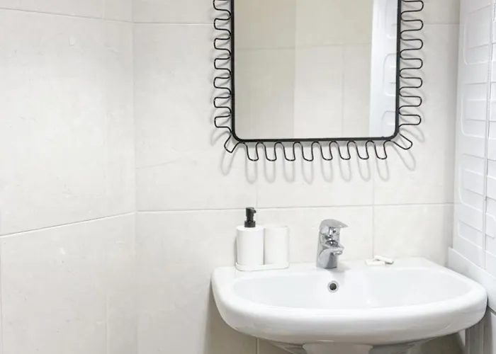Casa Porpora, Trilocale In Posizione Eccellente 아파트 *