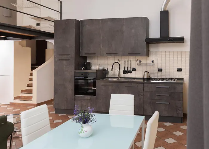 Artstay - Loft Porta Romana, M3 Apartment *