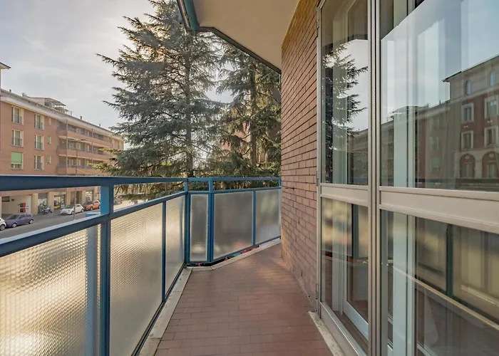 Bicocca Experience - Near Metro & Arcimboldi Theatre -fast Wifi Milan
