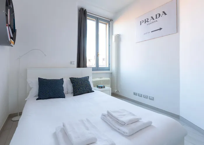 Easytopstay - Bocconi Cosy Apartmán