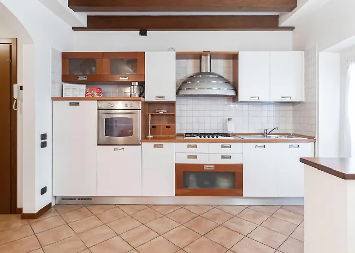 Italianway Easy - Tadino 13 B Apartment *