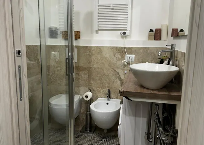 Regina In Corso Lodi - Sky Tv, Wifi E Breakfast Box Apartman