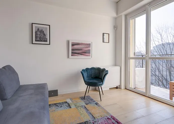 Apartment Loft Charme: Bilocale Con Balcone