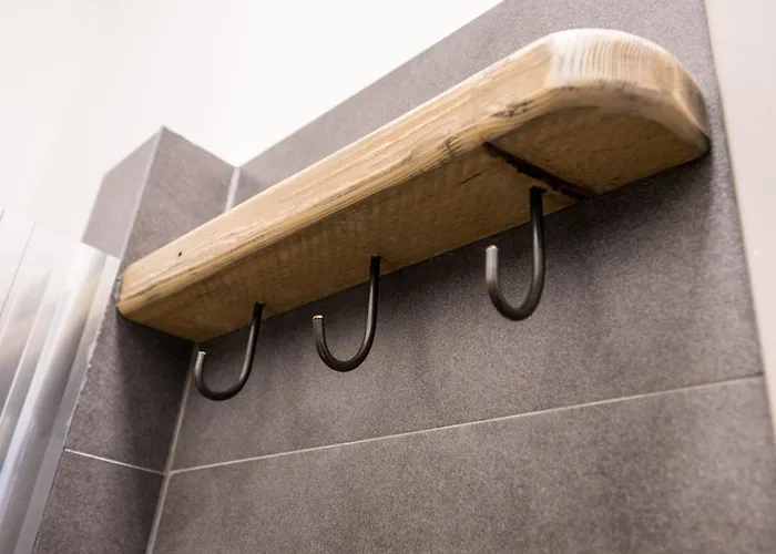 Shortmi Borsieri アパート