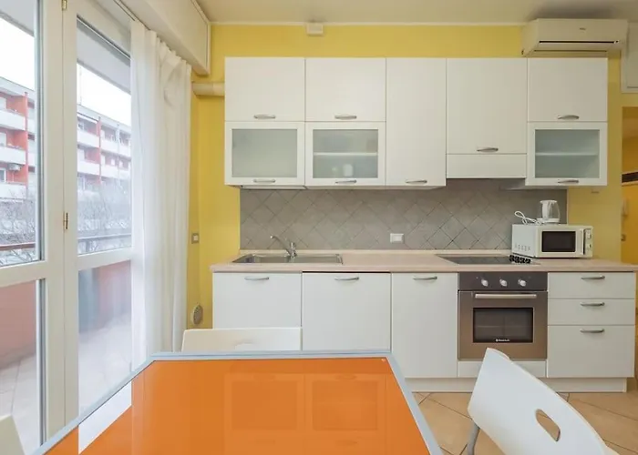 Appartement Youhosty - Paul Valery 3 *