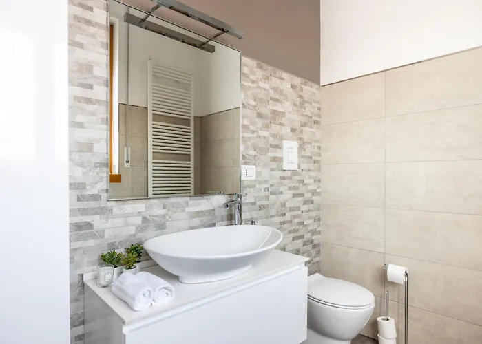 Apartment Bocconi's Nest - Close To Duomo With Terrace Mailand