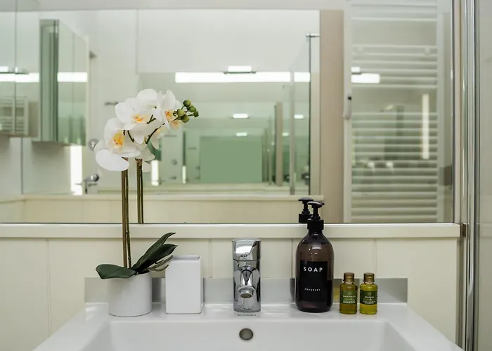 Life View With Terrace R&r Daire *