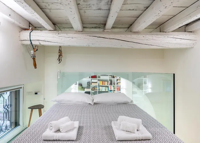 Apartmán Luxury Duplex Flat With Sauna Few Steps From Duomo *