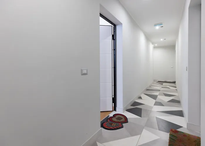 Navigli - Uni Bocconi Elegant Suite, Wi-fi, Tram Apartment Milan