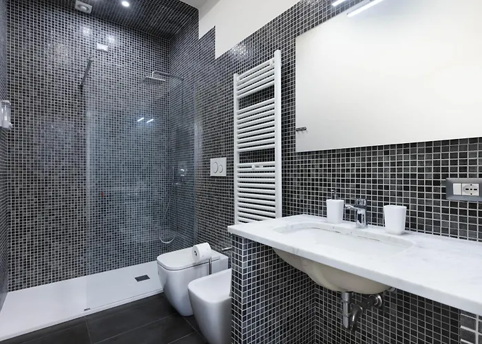 Navigli - Uni Bocconi Elegant Suite, Wi-fi, Tram * Milan