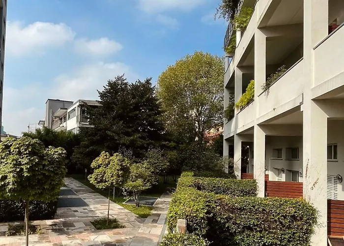 公寓 Ampio Loft Su Due Livelli Con Giardino *