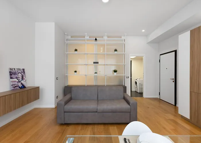 Navigli - Uni Bocconi Elegant Suite, Wi-fi, Tram * Milan