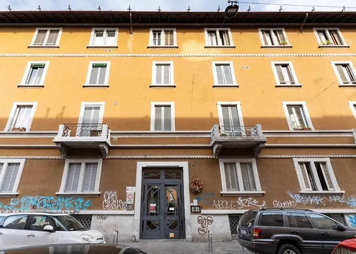 Porta Garibaldi-isola * Milán