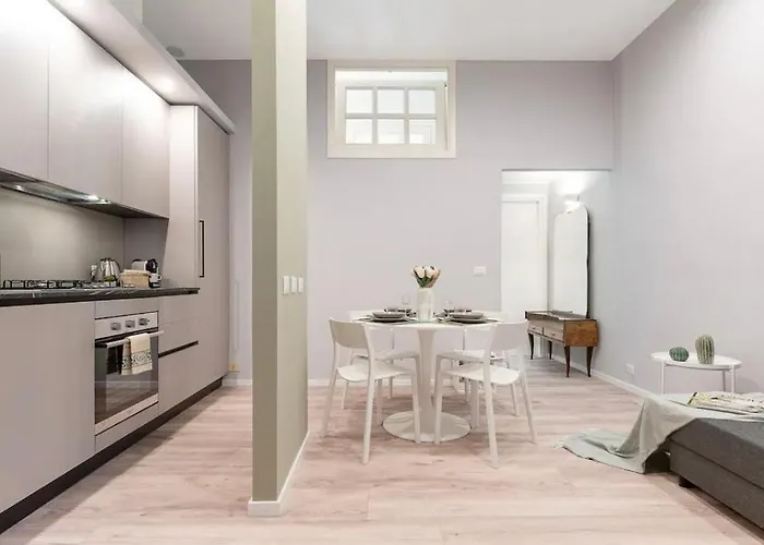 Porta Garibaldi-isola Apartament *