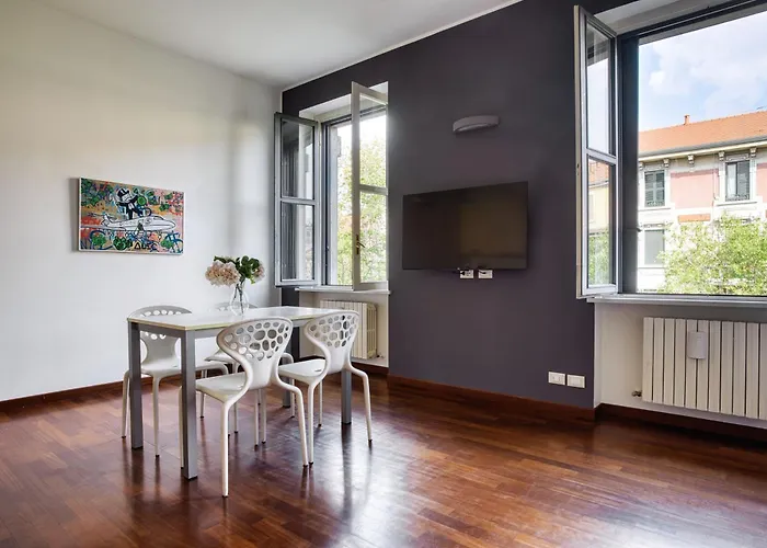 Just Urban - Delightful - Porta Romana Apartment