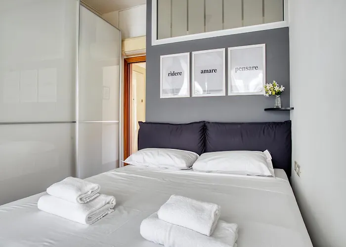 Apartment Just Urban - Delightful - Porta Romana Milan
