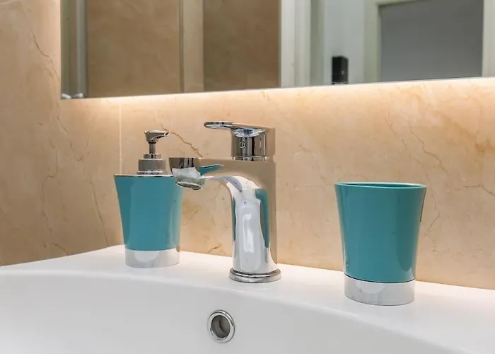 12th Floor Diamond Tower - 72 Milán