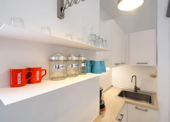 Primopiano - Meda 51 * Milán