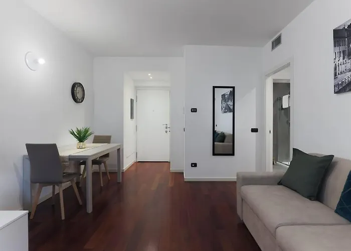 Comfort With Fast Wifi And Free Netflix Milão