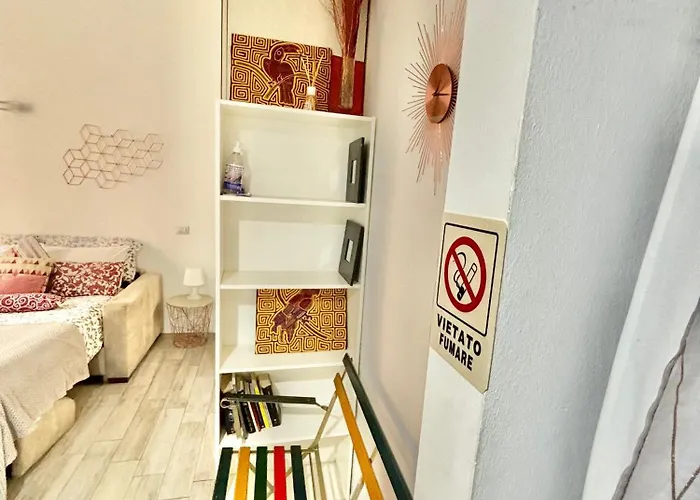 Joy House -central Near Metro Arco Della Pace Brera-entire Perfect For Work & Play, Nightlife With Ac & Fast Wifi Welcome To The Cool Joy House! *