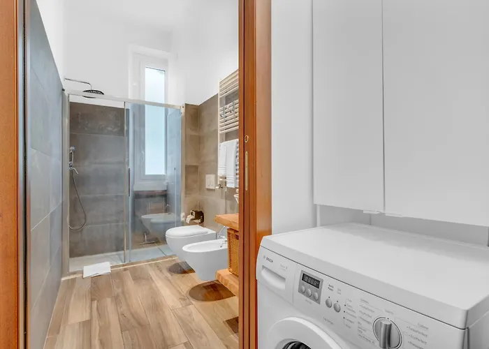 Ellebnb - Wifi, Netflix E Metro M2 A 100 Metri Apartament