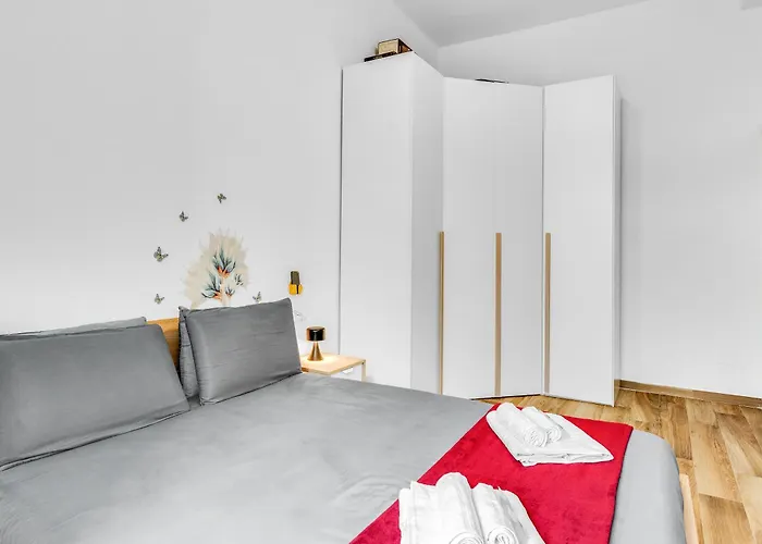 Apartament Ellebnb - Wifi, Netflix E Metro M2 A 100 Metri