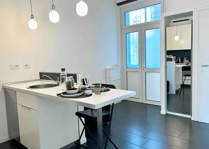 Apartment Stadium ~ For Rent *
