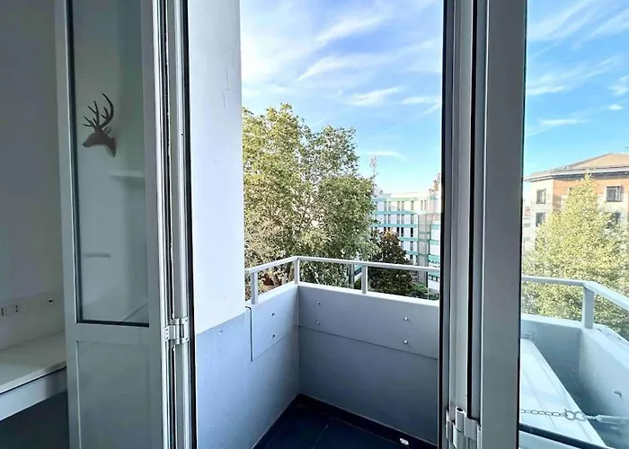 Stadium ~ For Rent Apartment *