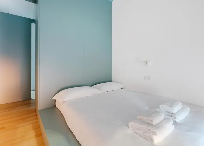 - 800 M Far From Lancetti Station * Milan