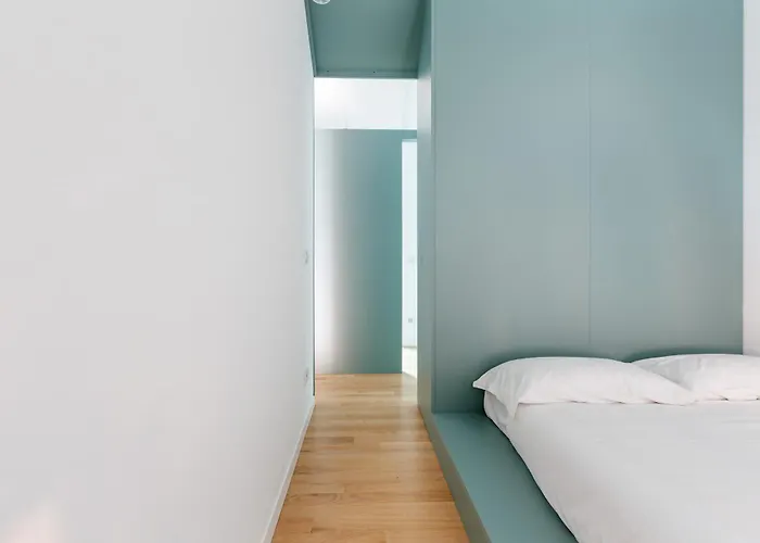 - 800 M Far From Lancetti Station Appartement *
