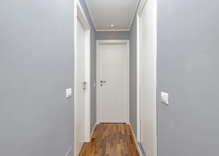 Xenia - Cozy Luminous Flat Near Navigli * Milan