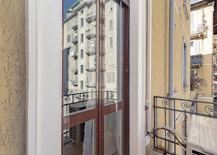 Xenia - Cozy Luminous Flat Near Navigli Daire *