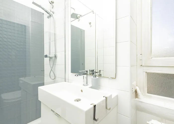 Appartement Xenia - Cozy Luminous Flat Near Navigli Milan