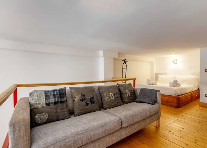 One Bedroom With Terrace Near Duomo