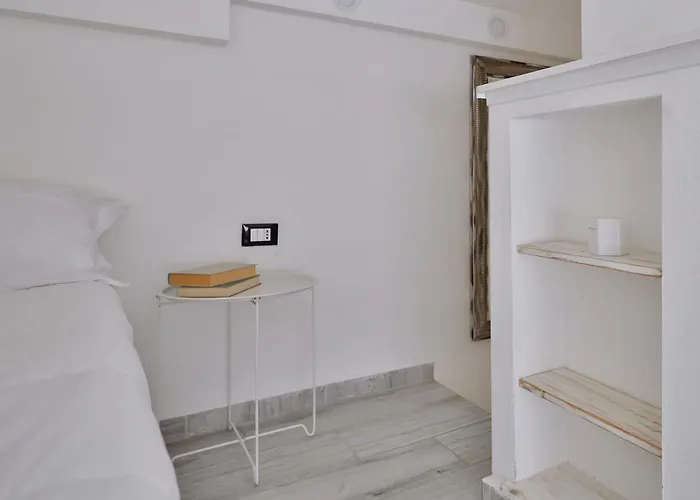 Apartman Quiet House In Navigli Sleeps 4