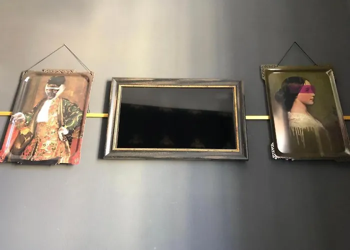 호텔 Lippi 42 Single Room's In With Garden