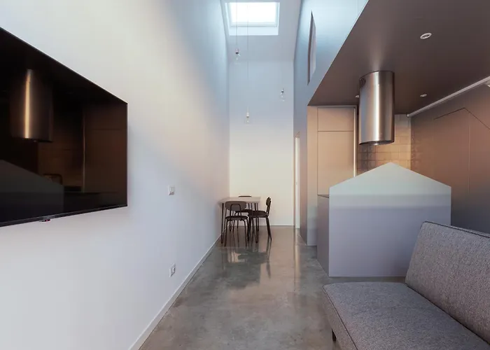 - 800 M Far From Lancetti Station Appartement *