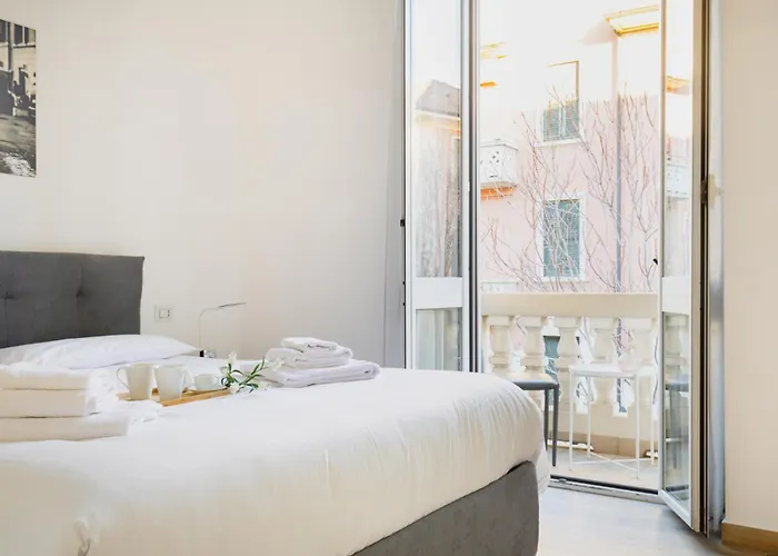 Easylife - - Gola 31 - Navigli شقة